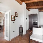 4 Bedroom Gorgeous In * Satriano