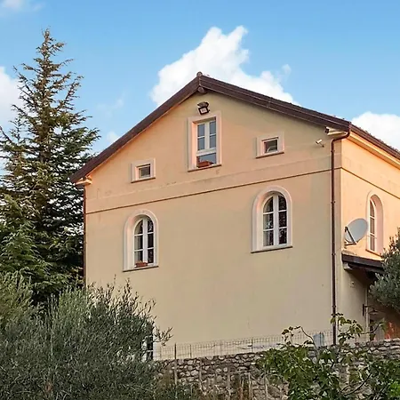 4 Bedroom Gorgeous In Satriano