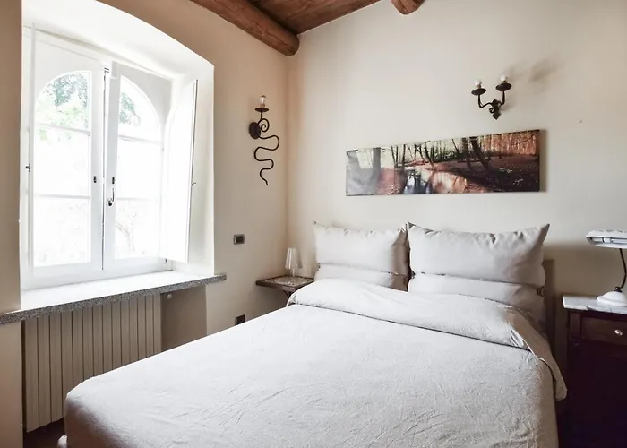 4 Bedroom Gorgeous In Satriano