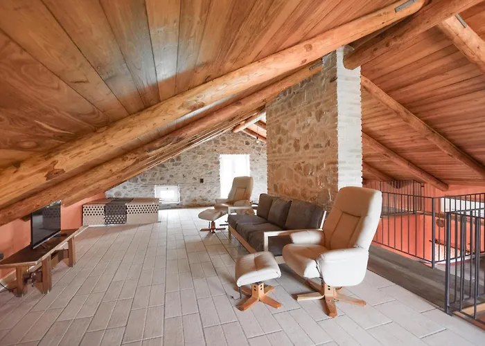 4 Bedroom Gorgeous In Casa de Férias *