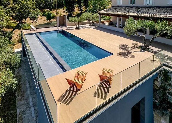 4 Bedroom Gorgeous In Casa de Férias